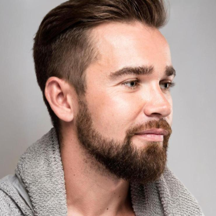 Implante de barba y bigote - HT Codes - Malaga